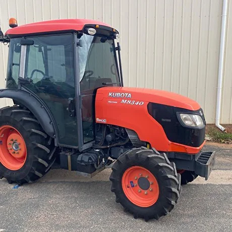2015 Kubota M8540 Narrow 2