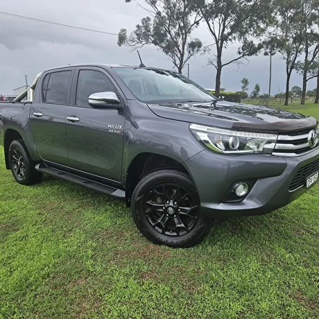 2017 Toyota Hilux SR5 Auto 4x4 Double Cab 2
