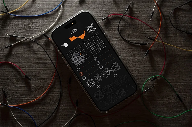 סינתסייזר נוירוני ייחודי: השקת Sentient – פלאגין AUv3 שמאזין לסביבה ובונה Wavetable אישי ב-DAW