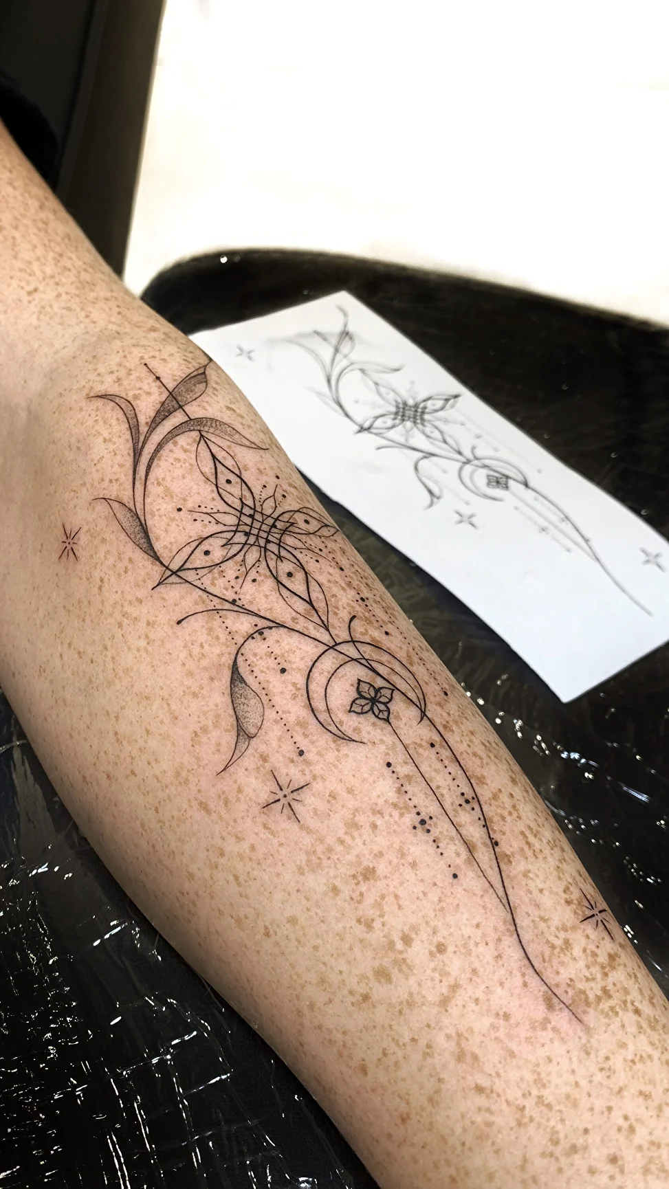 Fine Line Tattoo von Yana – Arbeit 6