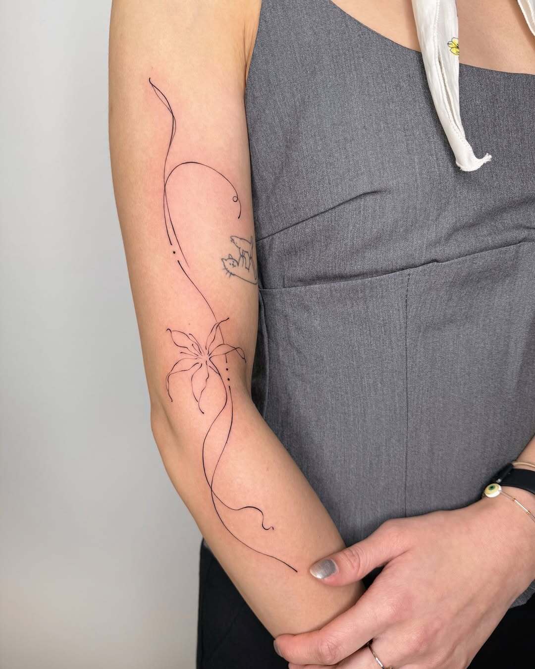 Fine Line Tattoo von Daria – Arbeit 6