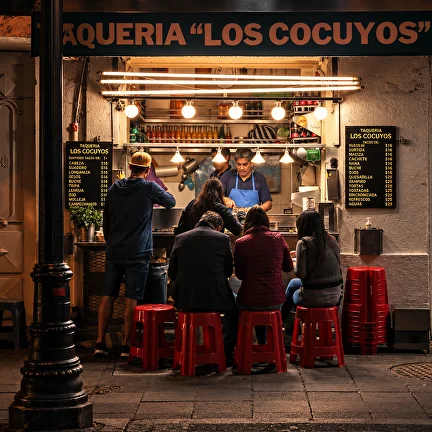 Los Cocuyos taco stand in Mexico City