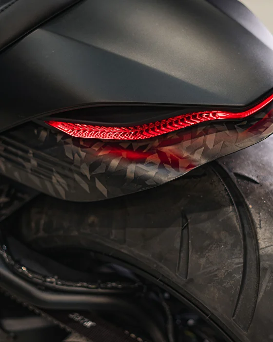ALIENSE by BOX39 — Futuristic Custom Motorcycle Built in Dubai