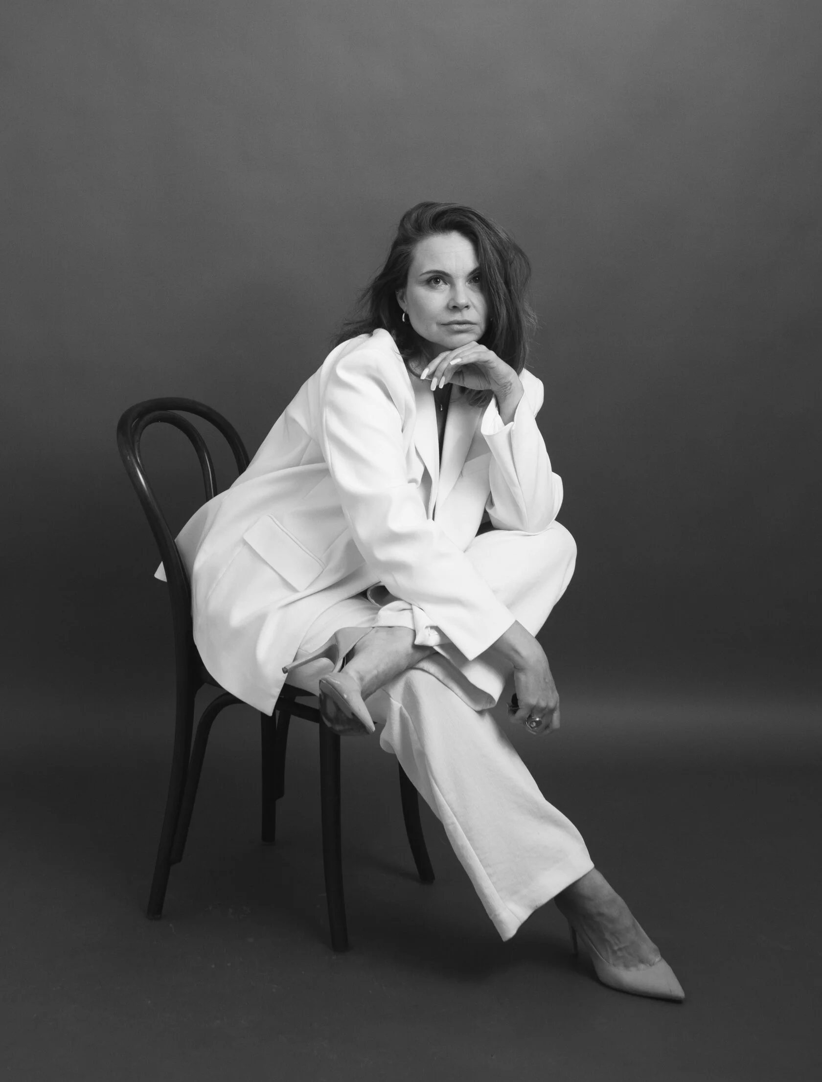 LinkedIn headshot session in a self-portrait studio in San Francisco