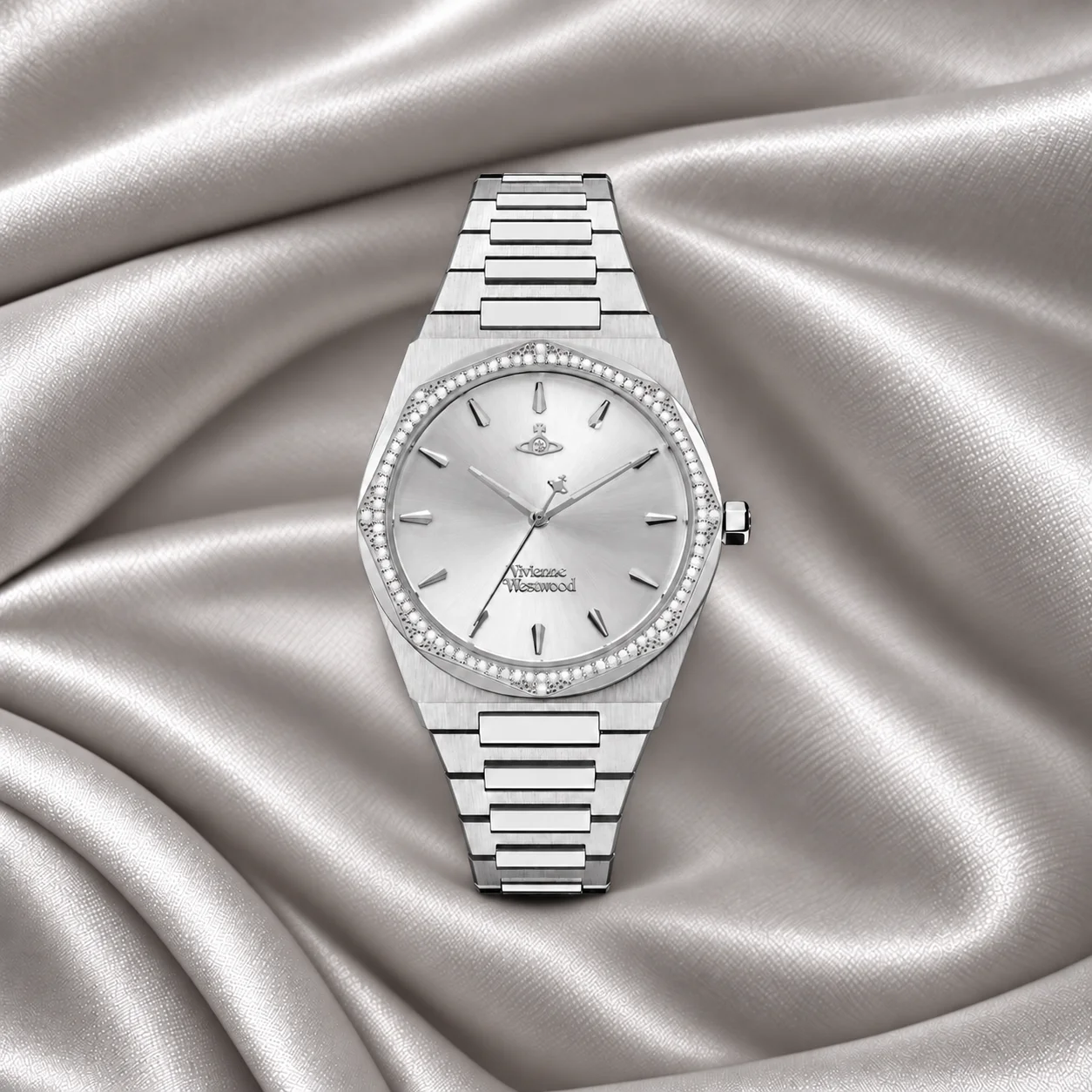 Vivienne Westwood silver — сріблястий годинник із кристалами на безелі