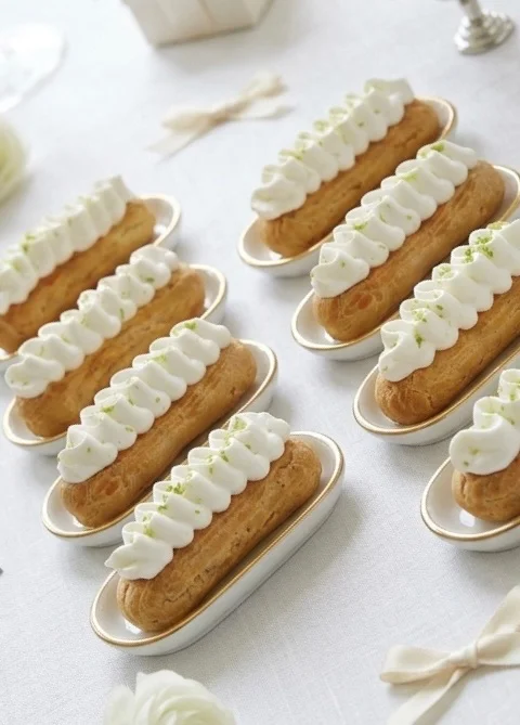 Eclairs