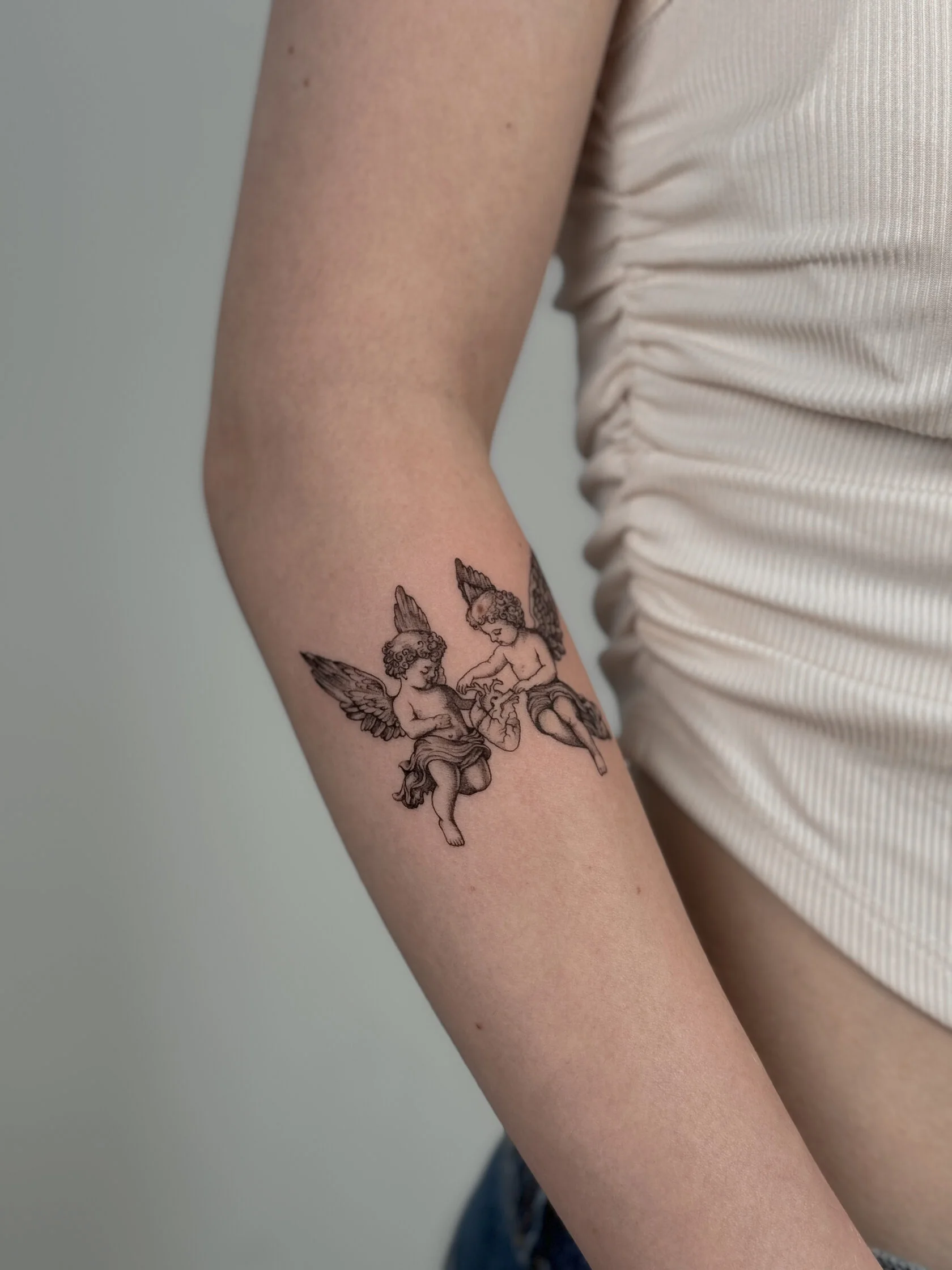 Fine Line Tattoo von Yana – Arbeit 1