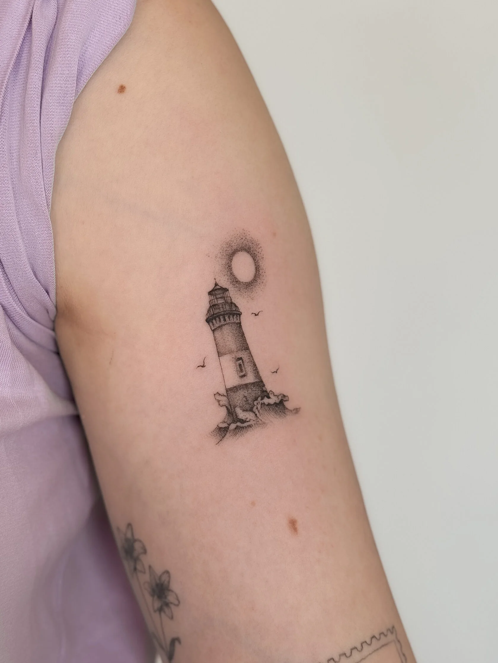 Fine Line Tattoo von Yana – Arbeit 9