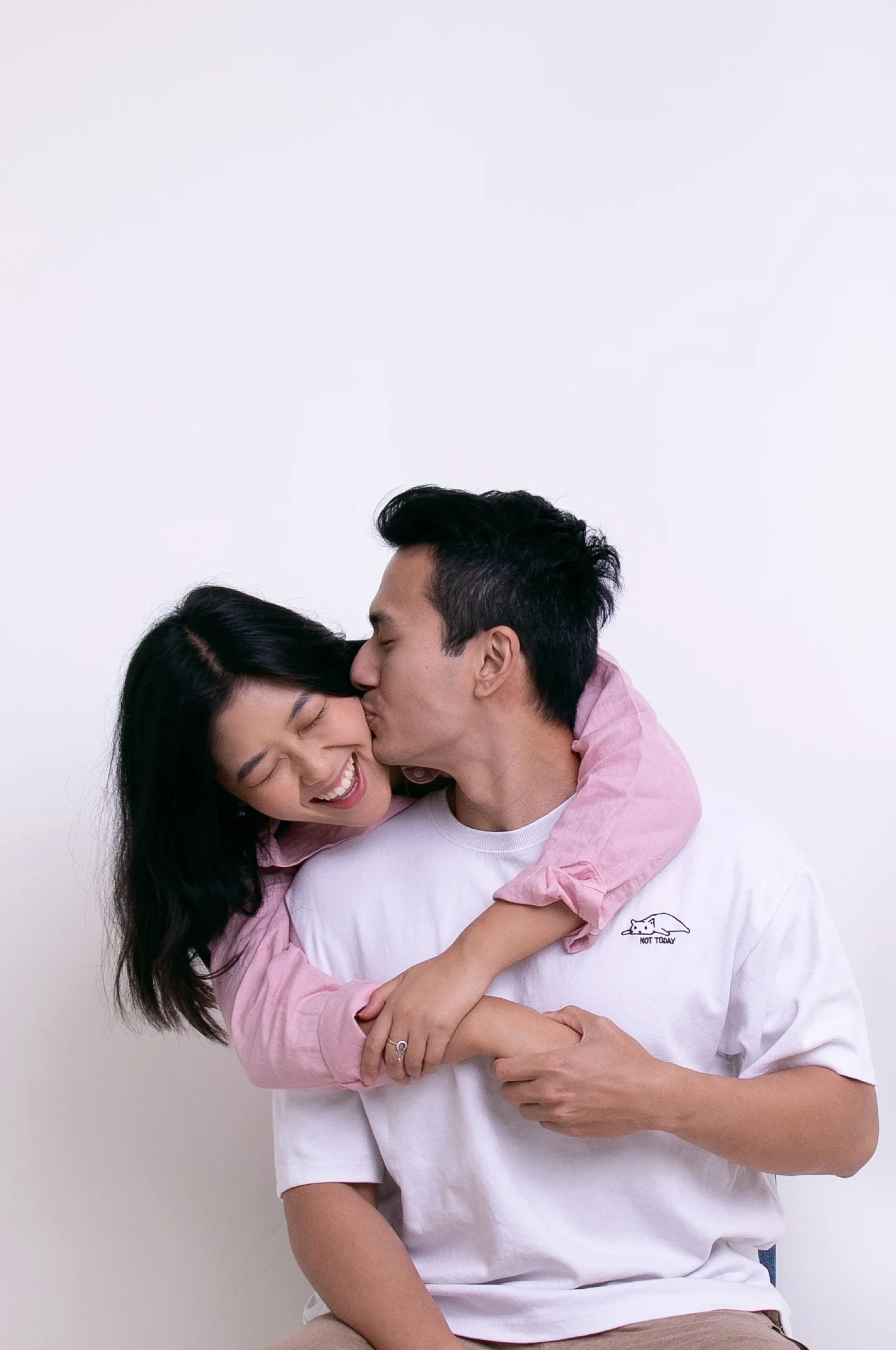 Creative couples studio photoshoot at MirrorMe