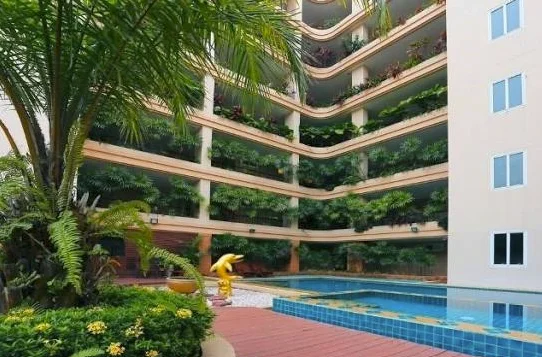 Executive Residence IV