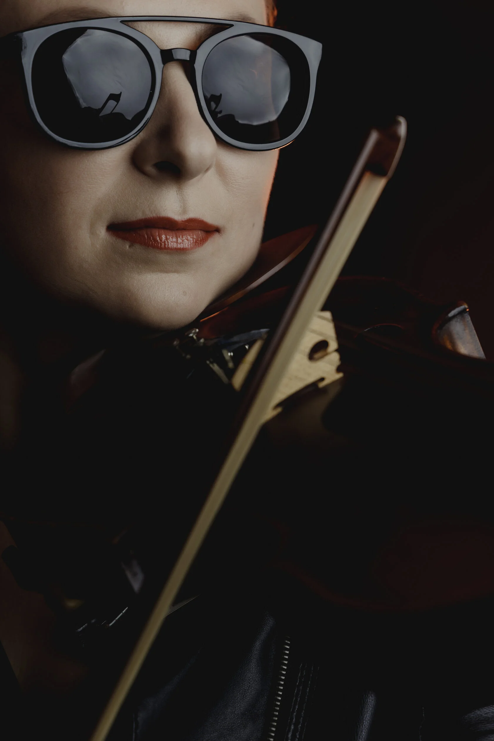 Polina Diorditsa con violín