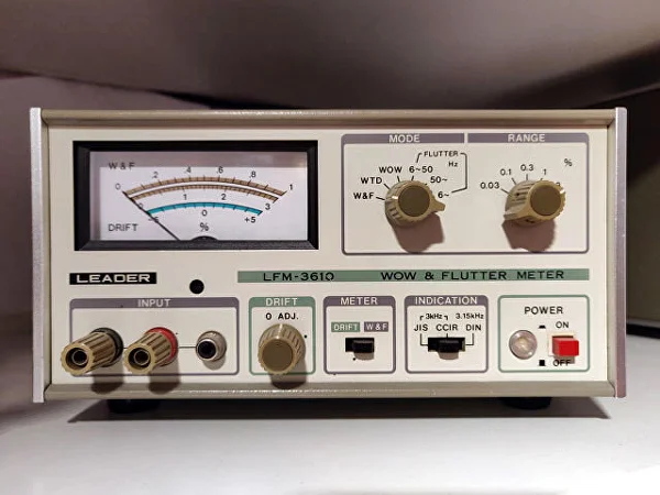 アンプ LFM-39A Wow & Flutter Meter LEADER LFM 39 WOW & FLUTTER METER - YouTube